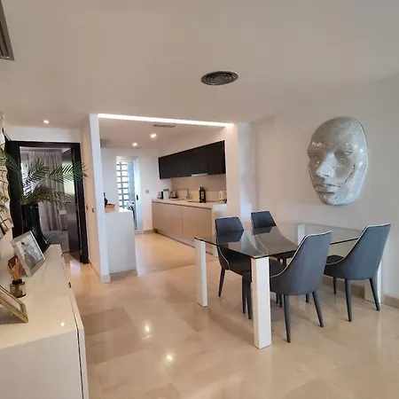 La Mairena - Chic Getaway With Sea & Mountain Views, And Sports Apartmán