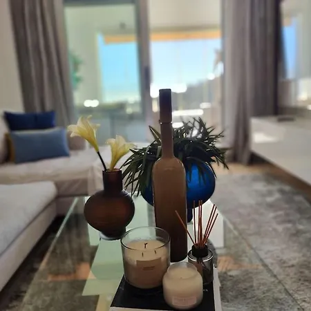 La Mairena - Chic Getaway With Sea & Mountain Views, And Sports Apartment