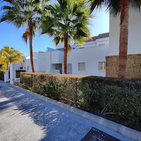 La Mairena - Chic Getaway With Sea & Mountain Views, And Sports