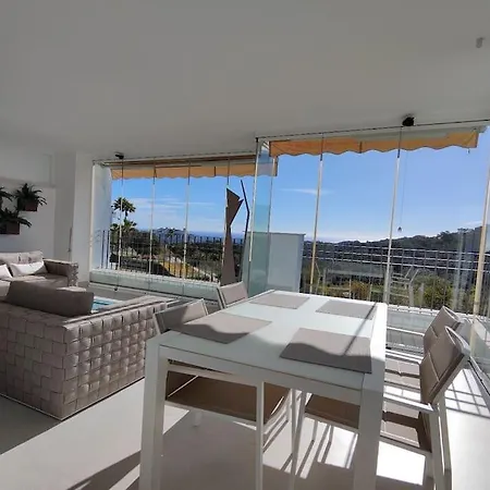 La Mairena - Chic Getaway With Sea & Mountain Views, And Sports *