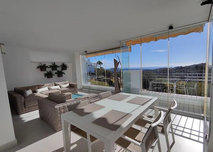 La Mairena - Chic Getaway With Sea & Mountain Views, And Sports 公寓 *