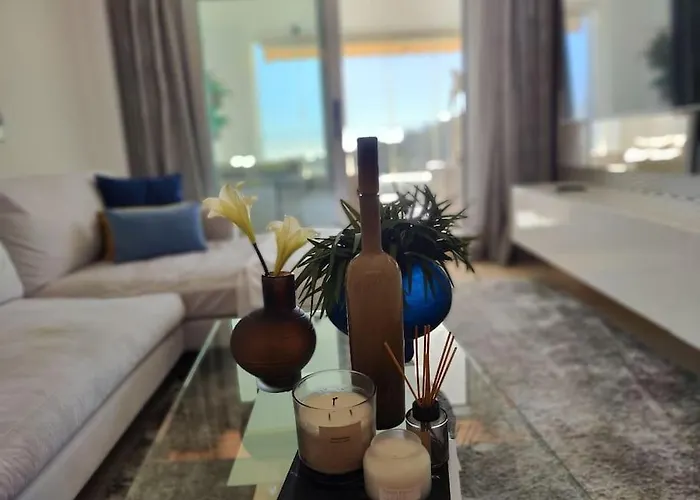 La Mairena - Chic Getaway With Sea & Mountain Views, And Sports 公寓