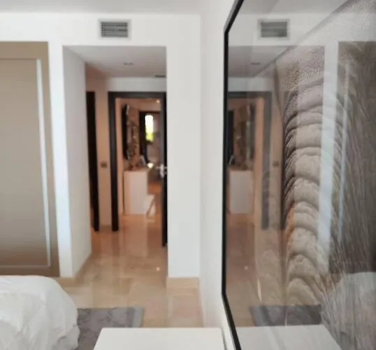 公寓 La Mairena - Chic Getaway With Sea & Mountain Views, And Sports