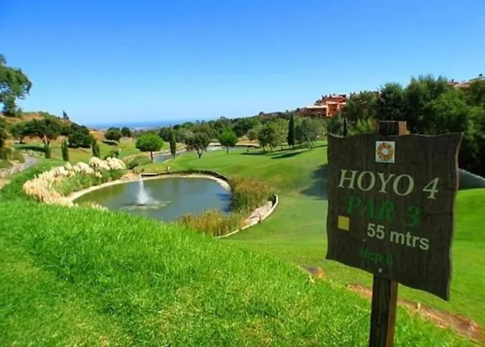 公寓 La Mairena - Chic Getaway With Sea & Mountain Views, And Sports 马尔韦利亚