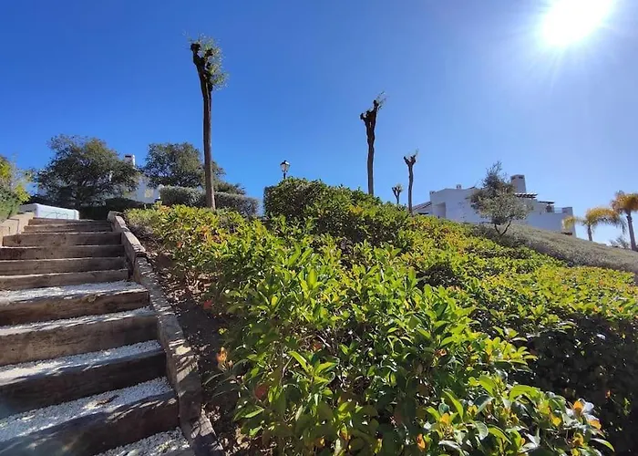 La Mairena - Chic Getaway With Sea & Mountain Views, And Sports