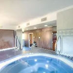 Lejlighed La Mairena - Chic Getaway With Sea & Mountain Views, And Sports *