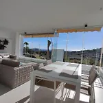 La Mairena - Chic Getaway With Sea & Mountain Views, And Sports *